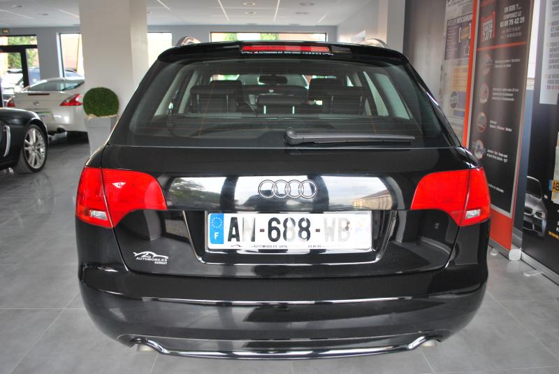 Audi A4 AVANT QUATTRO 2.0 TDI S-LINE