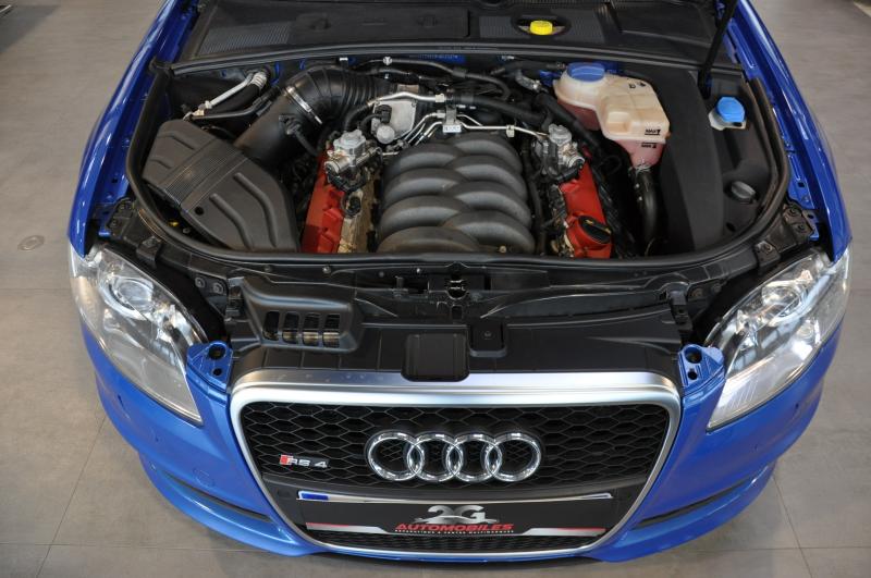 Audi RS4 AVANT B7 4.2 V8 420 BVM