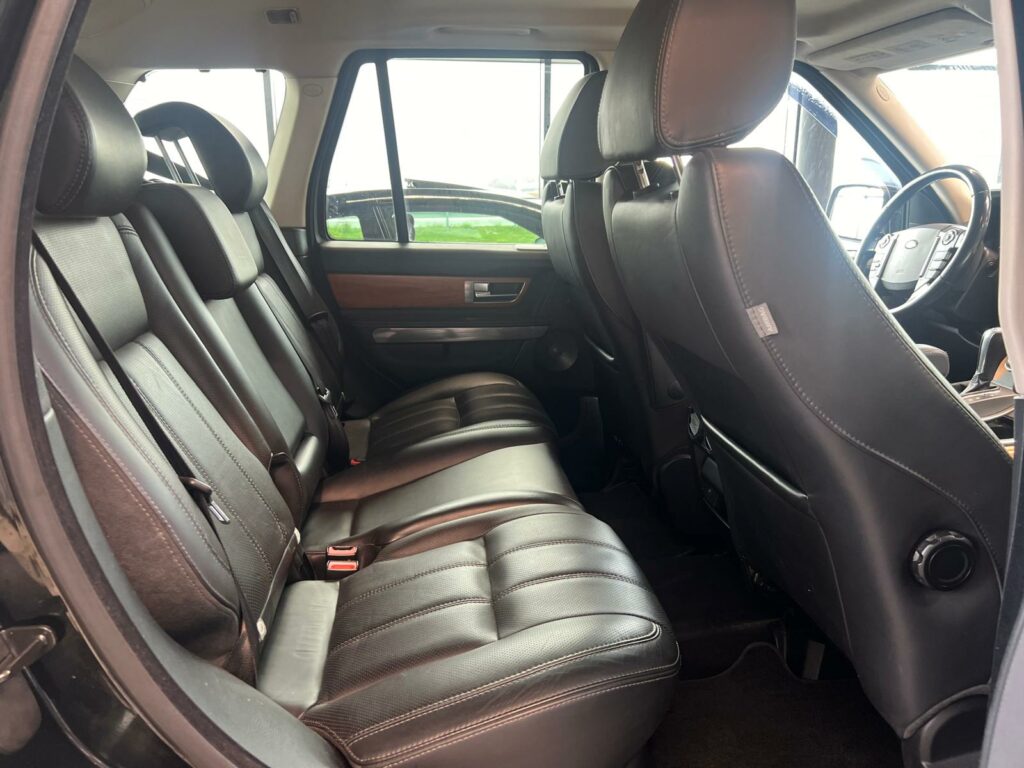 LAND-ROVER Range rover sport 3.0d HSE