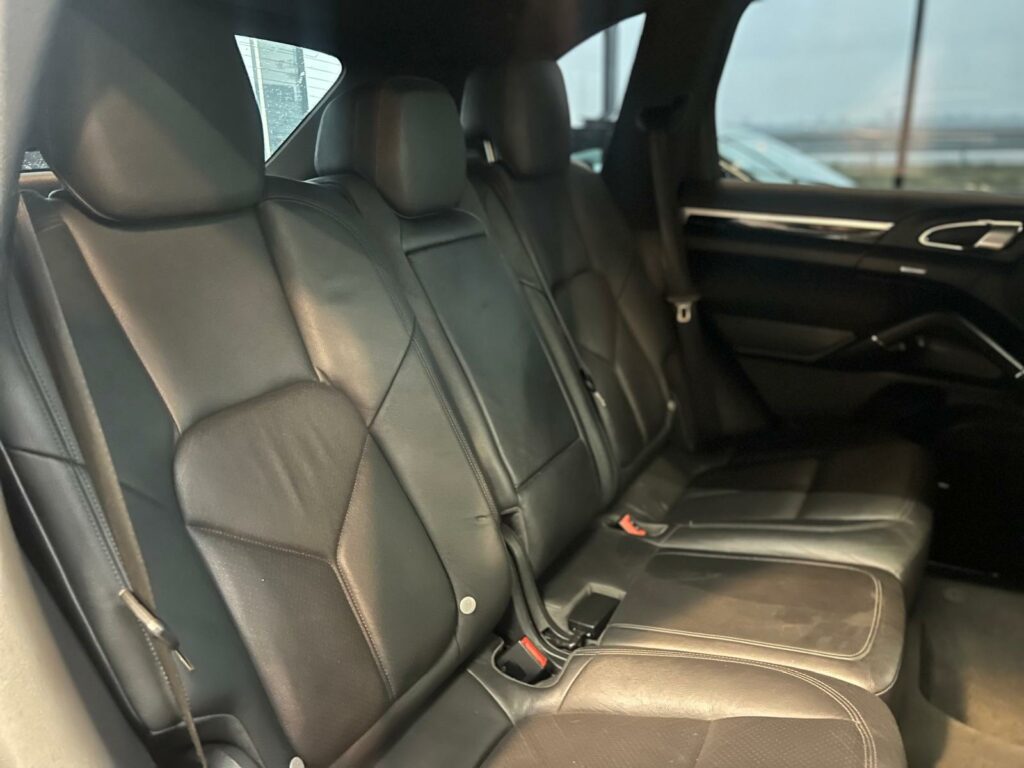 Porsche CAYENNE S V8 JA TURBO 400CV 1ère Main