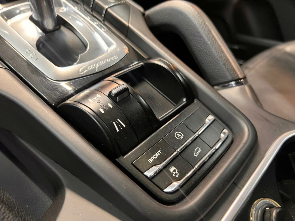 Porsche CAYENNE S V8 JA TURBO 400CV 1ère Main