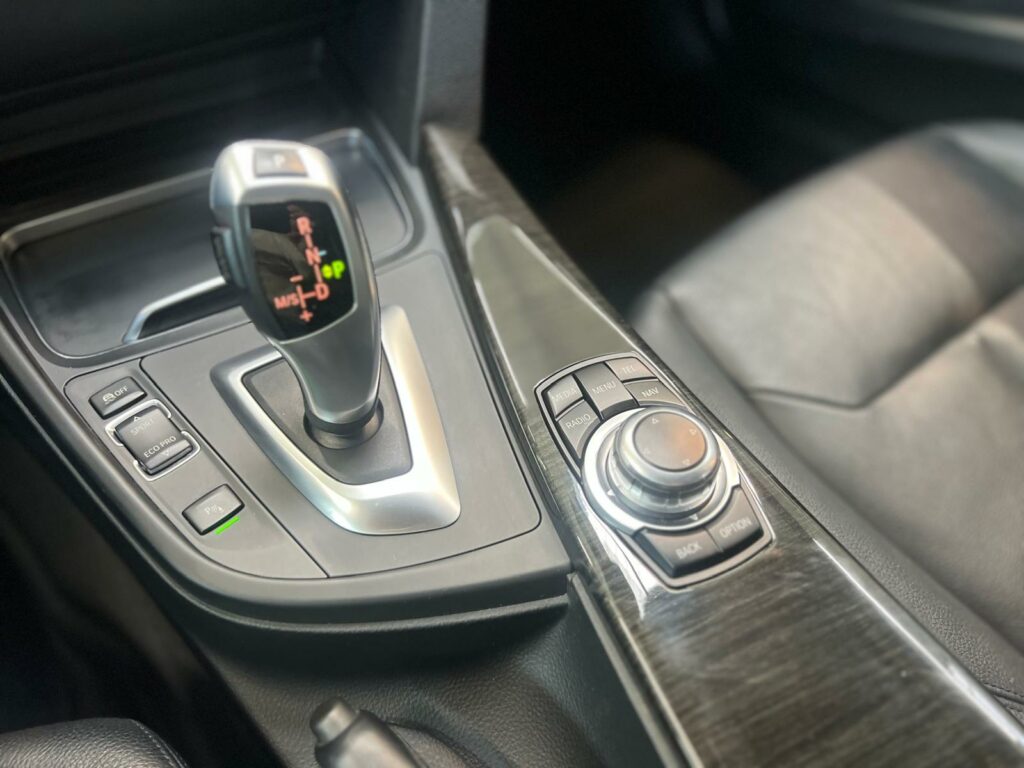 BMW SERIE 3 touring 320D 2.0 190