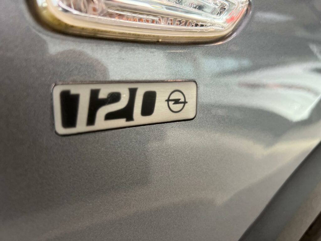 OPEL CROSSLAND X Edition 120 ANS