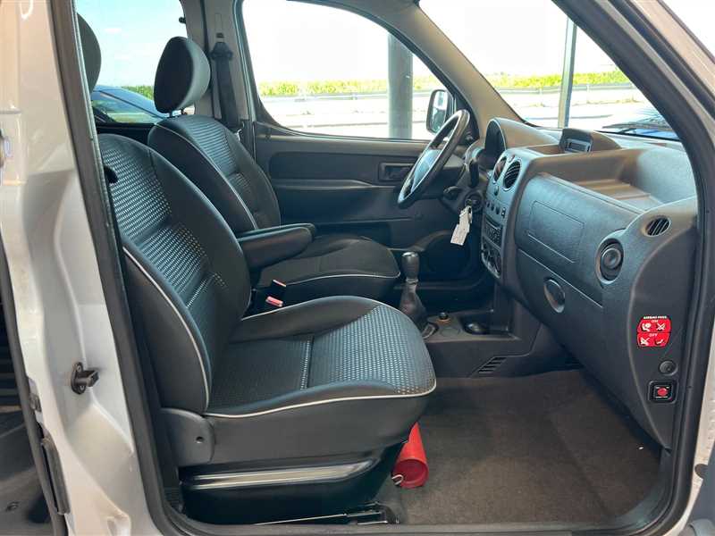 PEUGEOT PARTNER 5places 1.6 HDI 75 Origin 1ère main