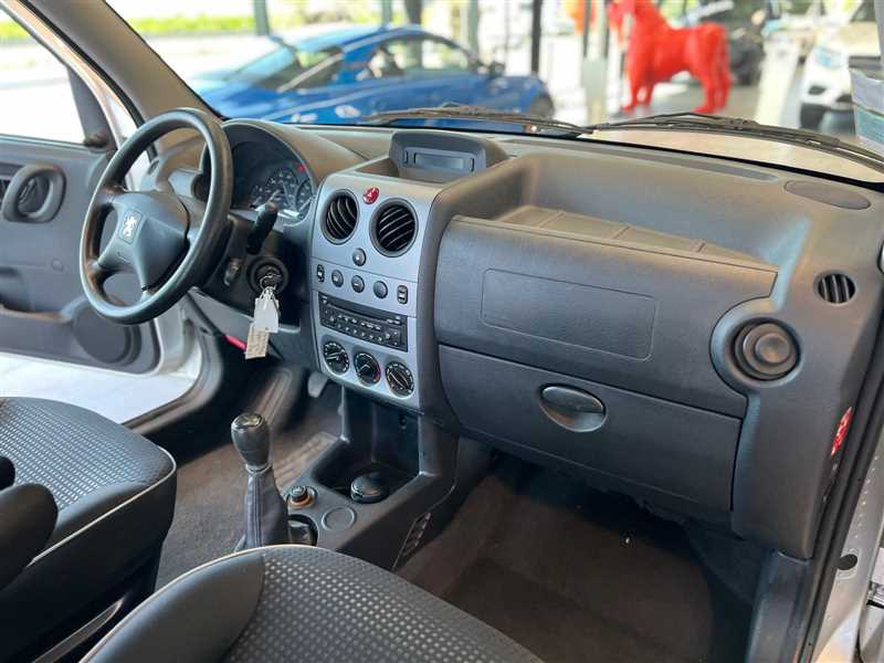 PEUGEOT PARTNER 5places 1.6 HDI 75 Origin 1ère main