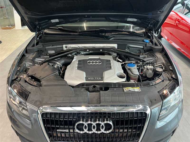 Audi Q5 3.0 TDI QUATTRO S-LINE