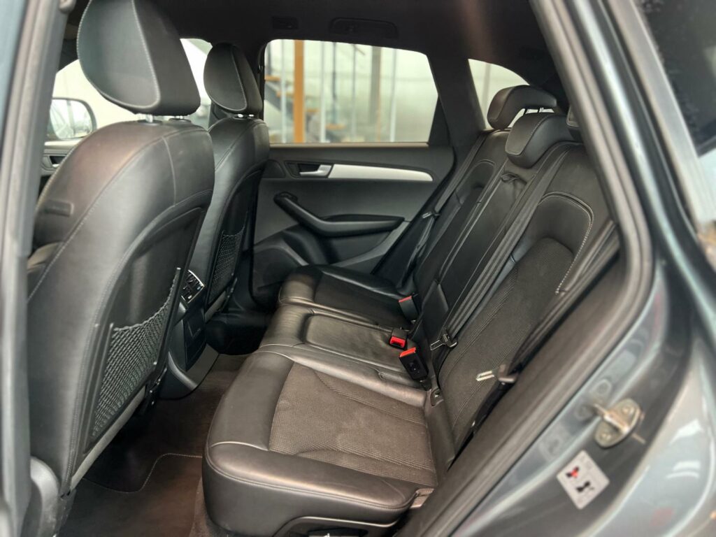 Audi Q5 3.0 TDI QUATTRO S-LINE