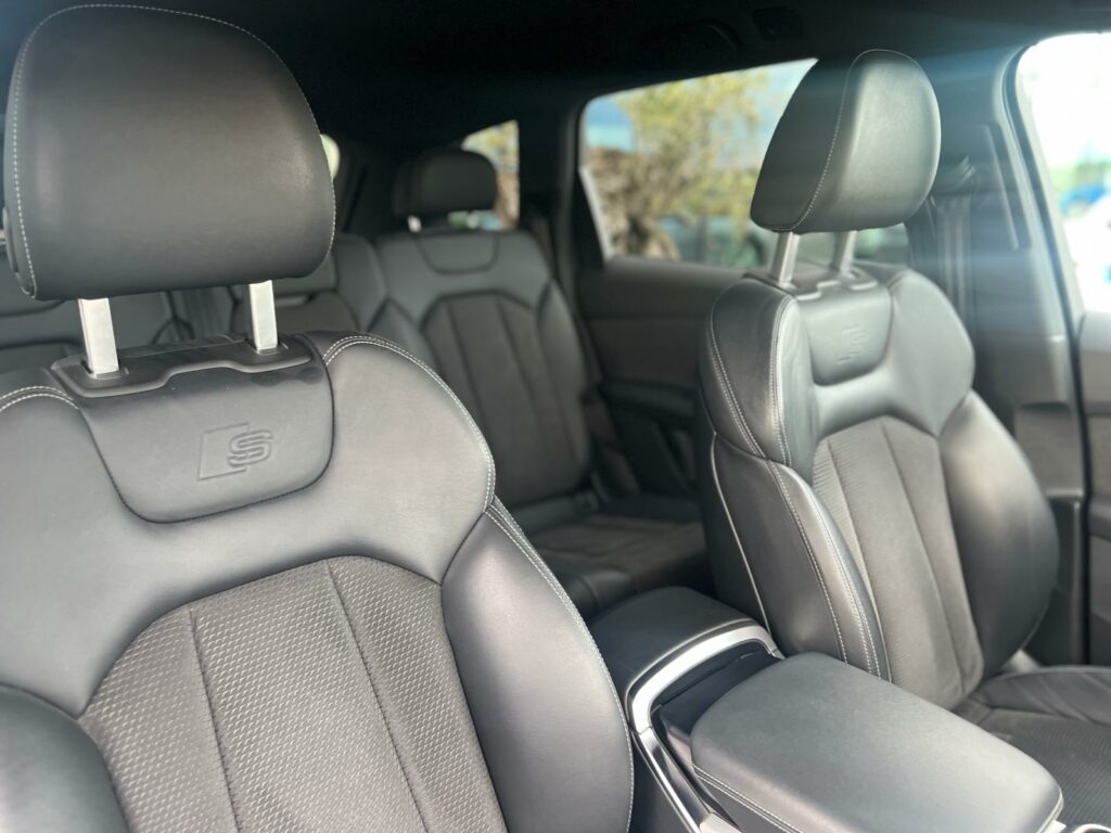 Audi Q7 55 TFSIe S-LINE QUATTRO S-TRONIC