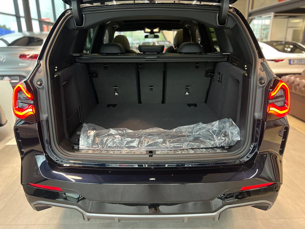 BMW IX3e M SPORT X-drive Full équipements *NEUF*