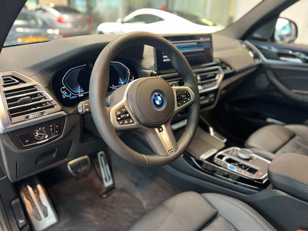 BMW IX3e M SPORT X-drive Full équipements *NEUF*