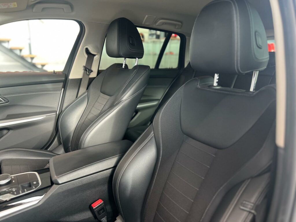 BMW Serie 3 Touring G21 320dA xDrive 190 Sport Line