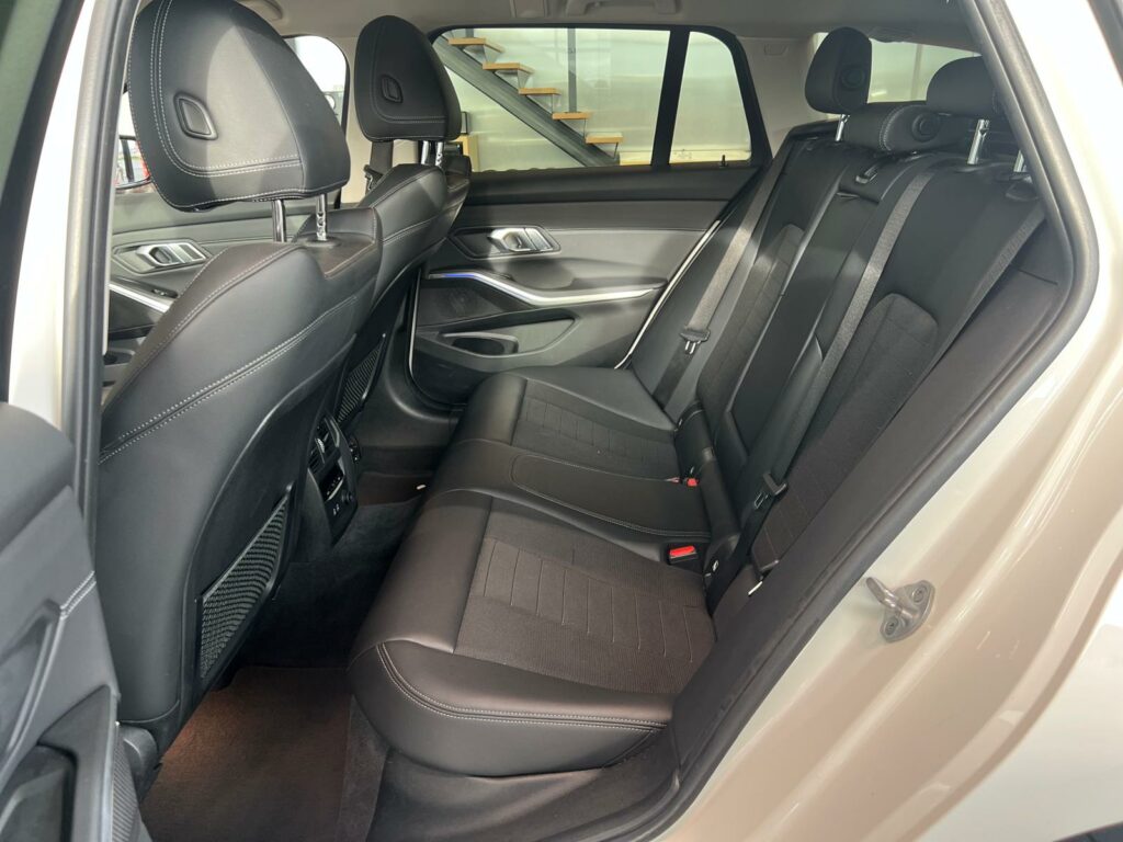 BMW Serie 3 Touring G21 320dA xDrive 190 Sport Line