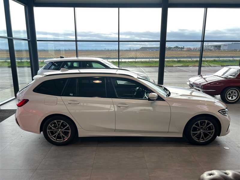 BMW Serie 3 Touring G21 320dA xDrive 190 Sport Line