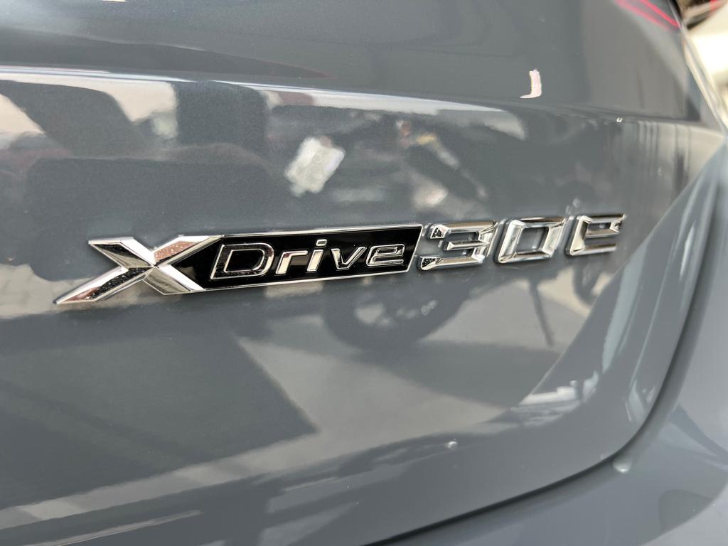 BMW X1 30e M SPORT X-DRIVE HYBRIDE RECHARGEABLE Individual *NEUF*