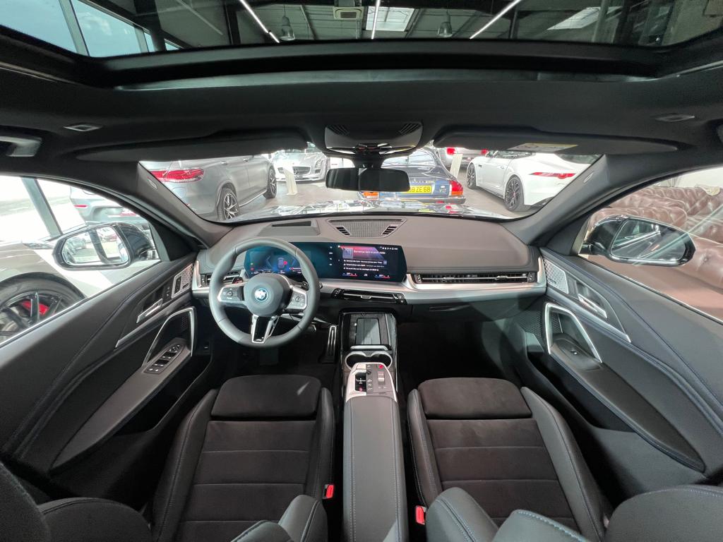 BMW X1 30e M SPORT X-DRIVE HYBRIDE RECHARGEABLE Individual *NEUF*