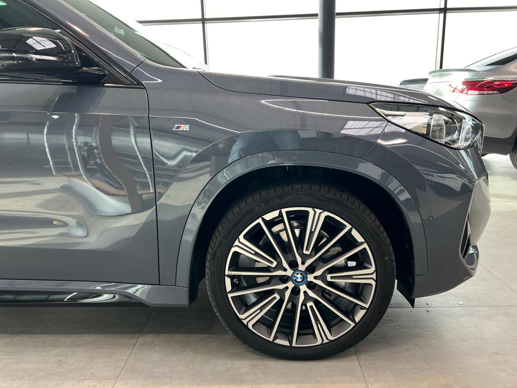 BMW X1 30e M SPORT X-DRIVE HYBRIDE RECHARGEABLE Individual *NEUF*