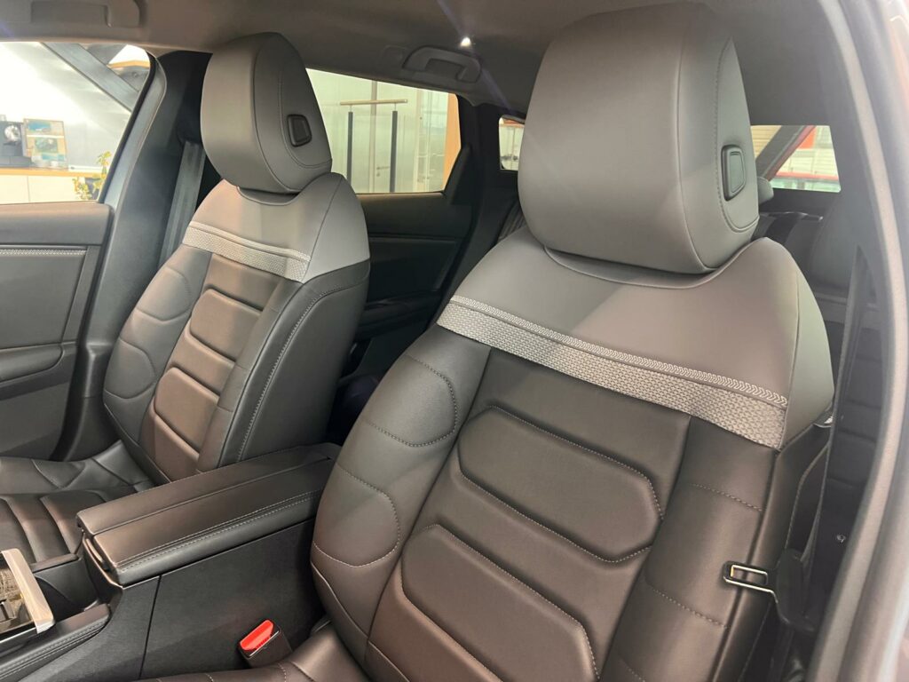 CITROEN C5 X 130 EAT8 PLUS