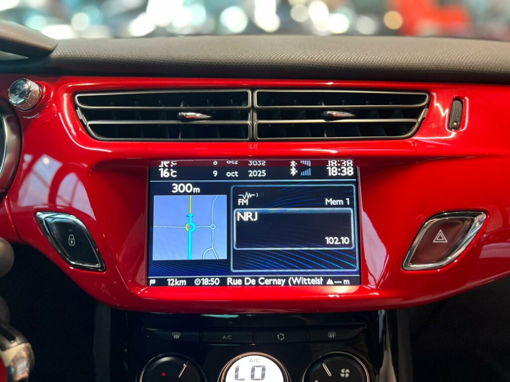 CITROEN DS3 1.6e HDI90 Airdream Red Edition