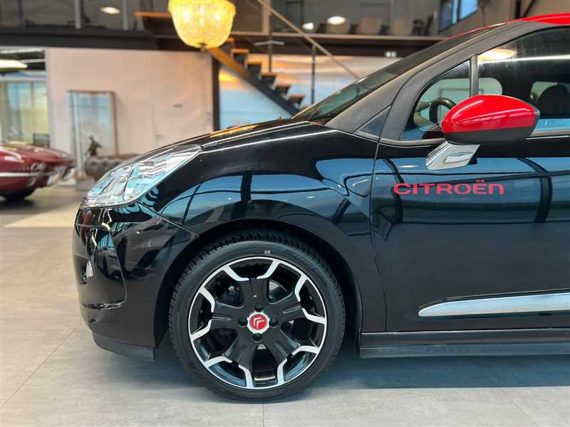 CITROEN DS3 1.6e HDI90 Airdream Red Edition
