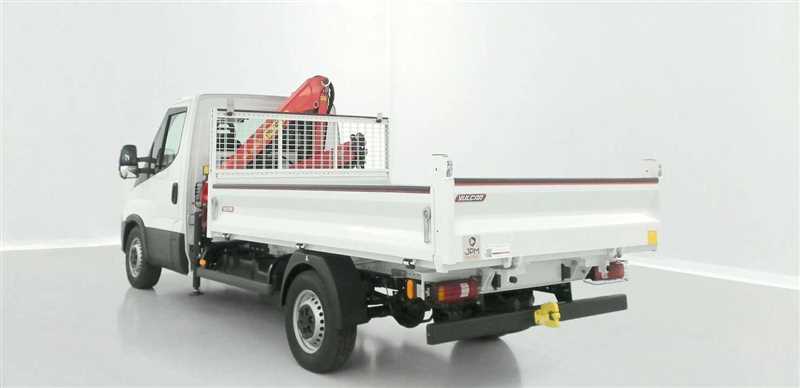 IVECO DAILY TRI BENNE ET GRUE PALFINGER * NEUF *
