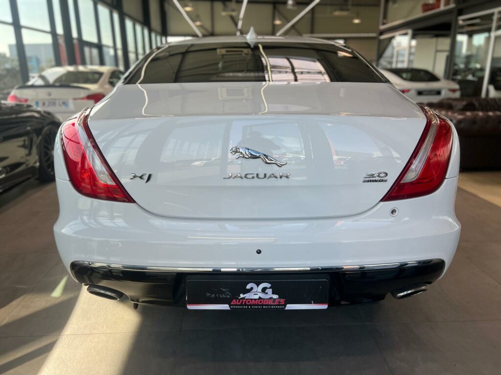 JAGUAR XJ V6 3.0 AWD PORTFOLIO