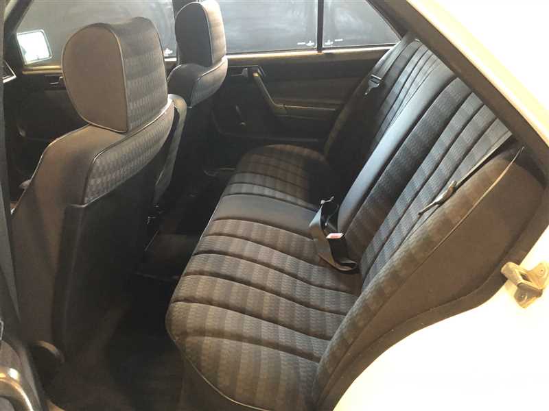 Mercedes-Benz 190e BERLINE W201