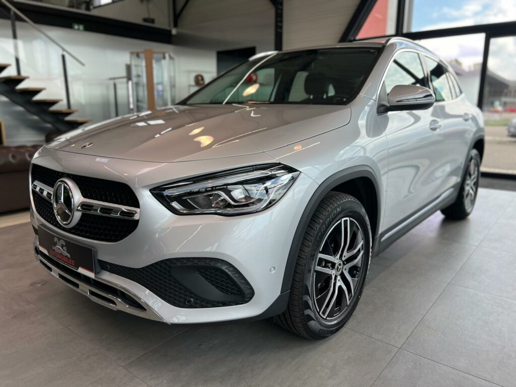 Mercedes-Benz GLA 180