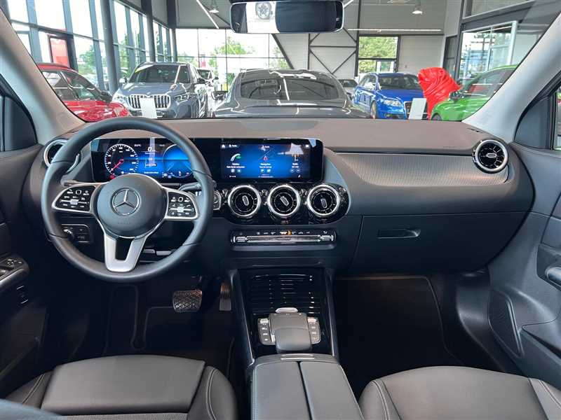 Mercedes-Benz GLA 180