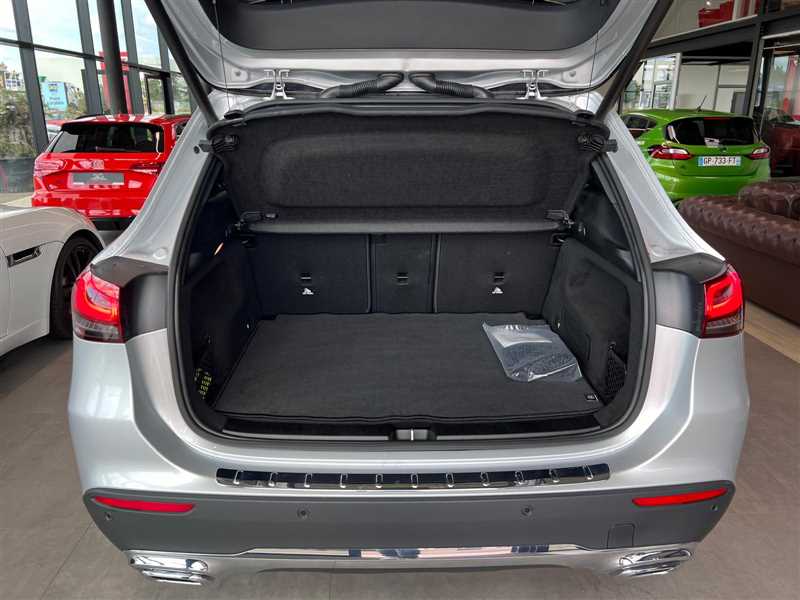 Mercedes-Benz GLA 180