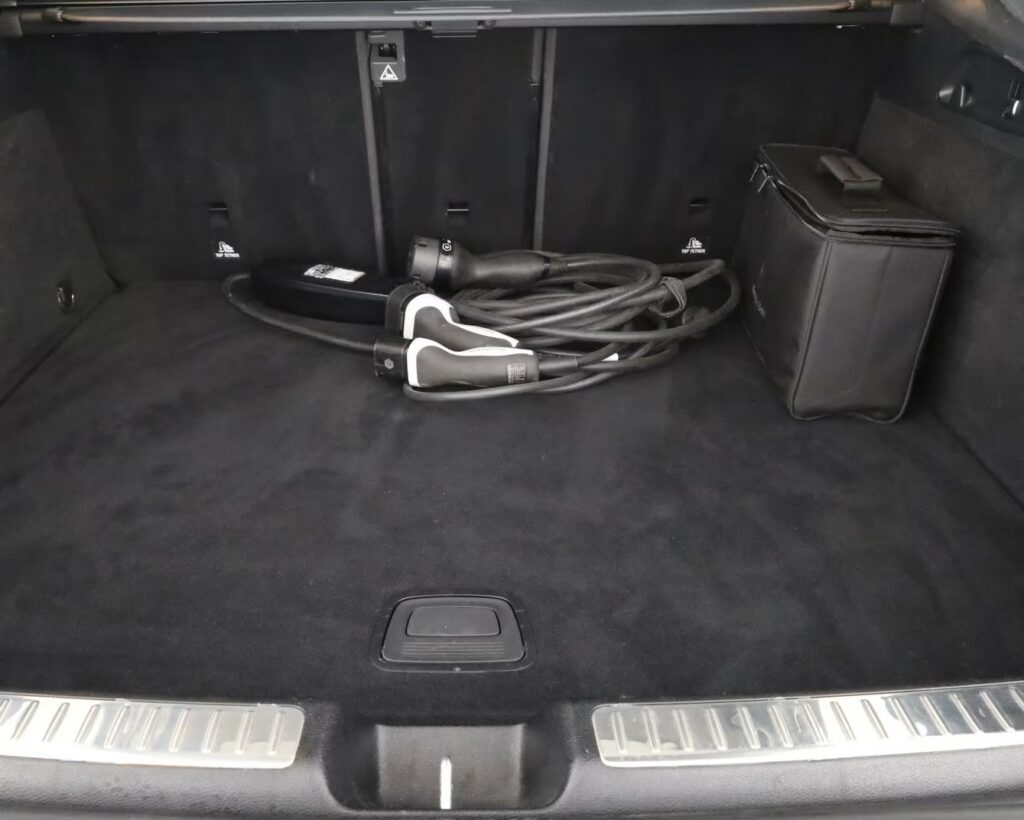 Mercedes-Benz GLC Coupé 300DE AMG LINE 4MATIC Rechargeable