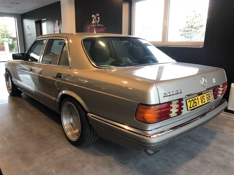 MERCEDES CLASSE S 300 SE W126