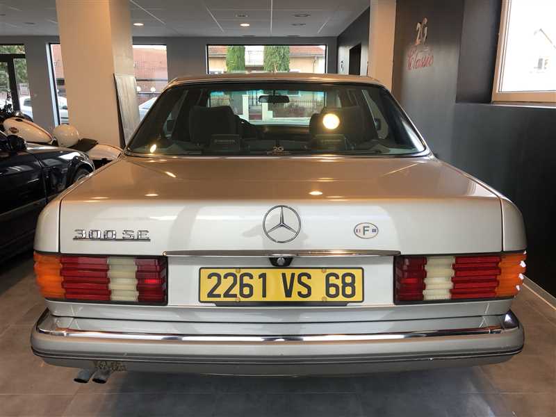 MERCEDES CLASSE S 300 SE W126