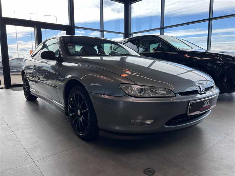 PEUGEOT 406 Coupé 2.2 HDI Pininfarina