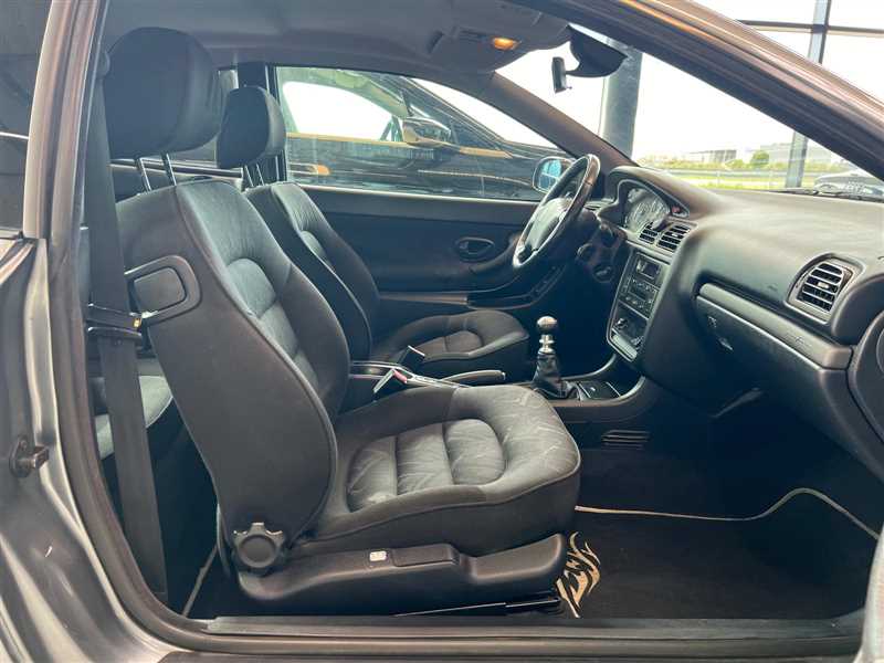 PEUGEOT 406 Coupé 2.2 HDI Pininfarina