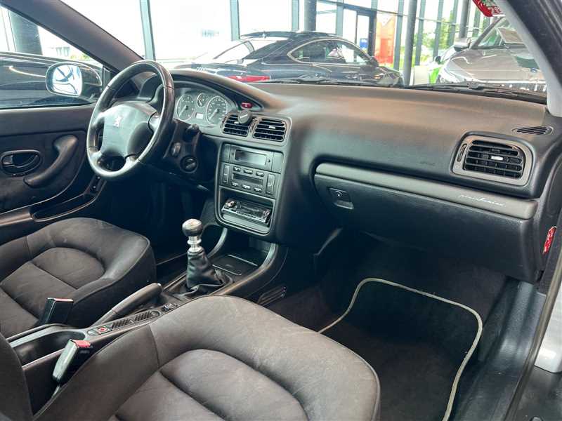 PEUGEOT 406 Coupé 2.2 HDI Pininfarina