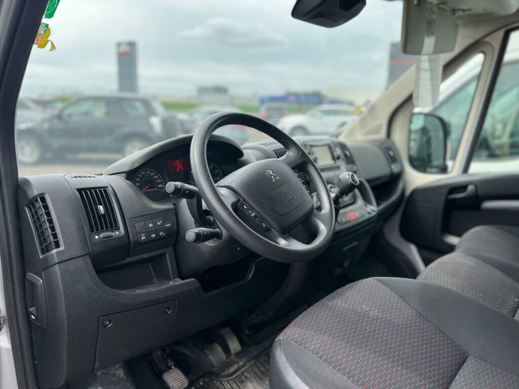 PEUGEOT BOXER 2.2 hdi L4H3 165cv asphalt