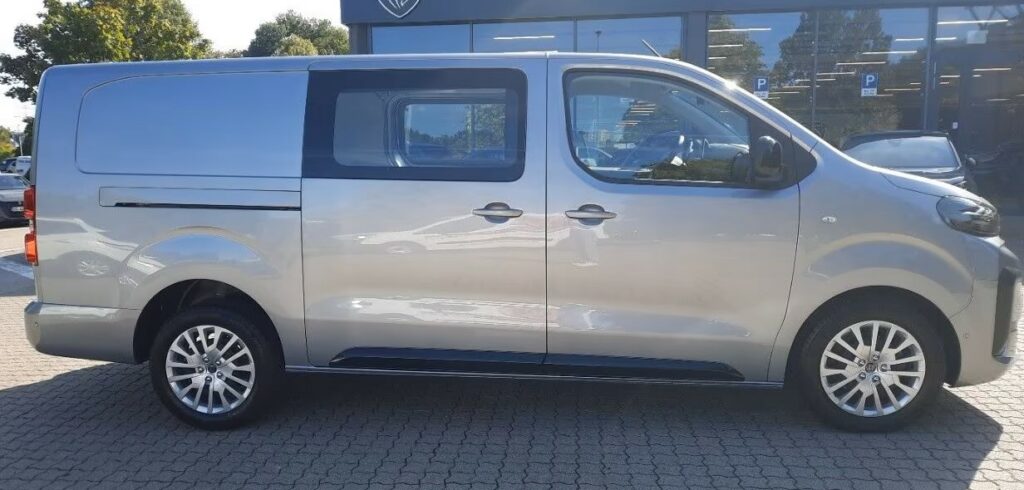 PEUGEOT EXPERT III 2.0 BlueHDI 145 LONG