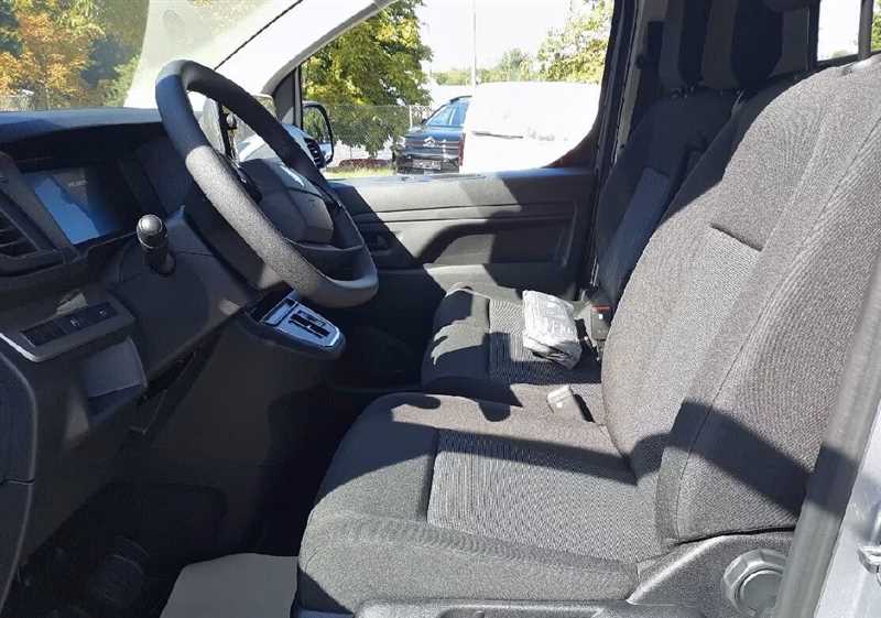 PEUGEOT EXPERT III 2.0 BlueHDI 145 LONG