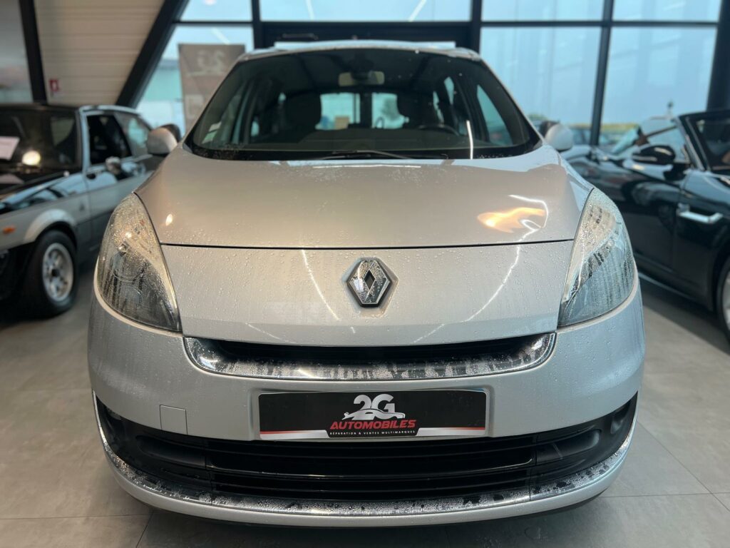 RENAULT GRAND SCENIC III 1.5dCi 110