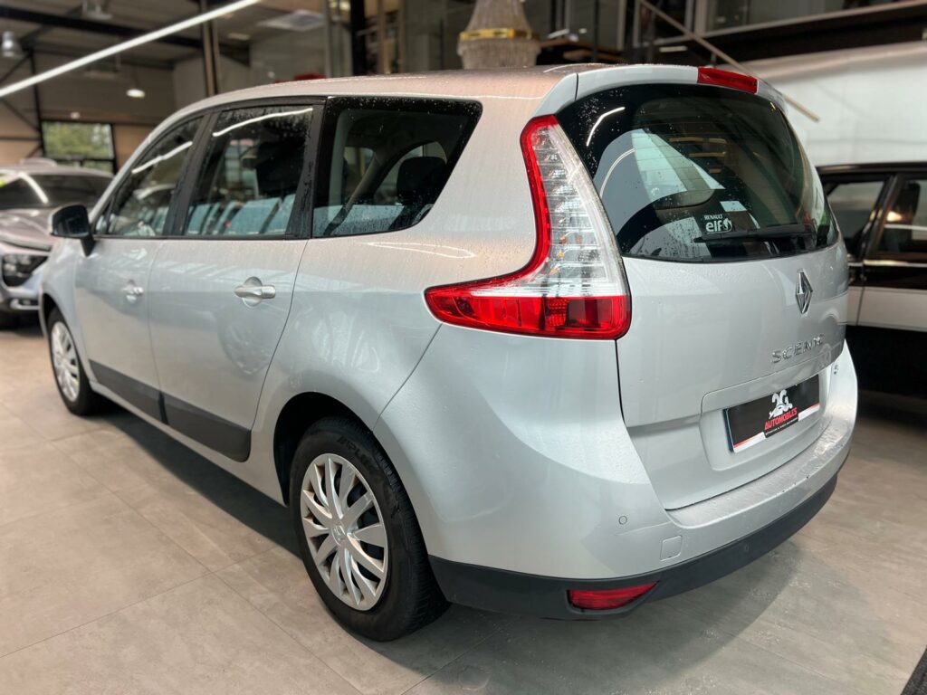 RENAULT GRAND SCENIC III 1.5dCi 110