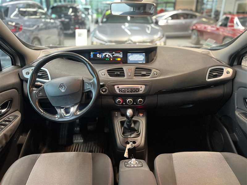 RENAULT GRAND SCENIC III 1.5dCi 110