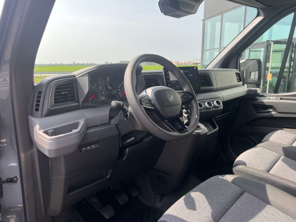 RENAULT MASTER L3H2 2.0 DCI 170