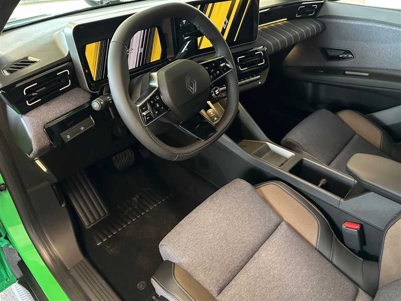 RENAULT R5 ICONIC CINQ