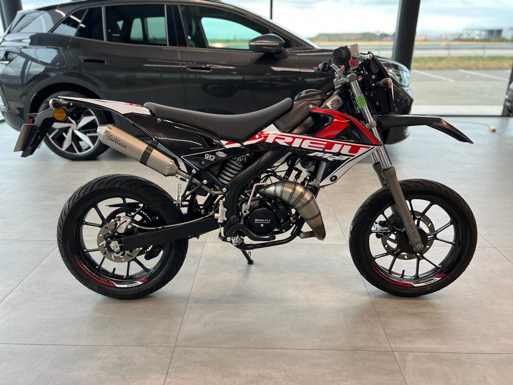 RIEJU SUPERMOTARD mrt52 50 cm3 KIT LEOVINCE * NEUF *