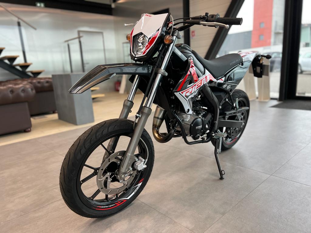 RIEJU SUPERMOTARD mrt52 50 cm3 KIT LEOVINCE * NEUF *