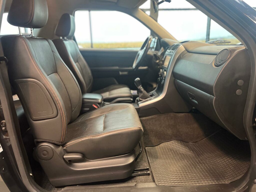 SUZUKI GRAND VITARA II Ph1 1.9 DDiS 129