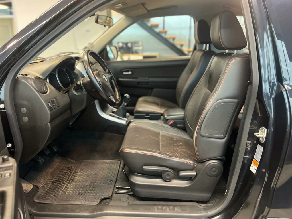 SUZUKI GRAND VITARA II Ph1 1.9 DDiS 129