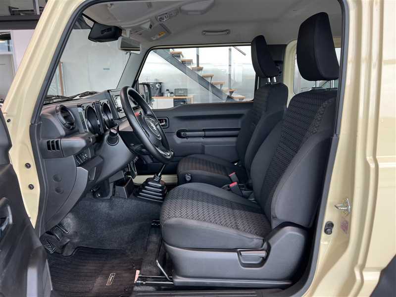 SUZUKI JIMMY II 1.5 VVT 102 PRIVILEGE