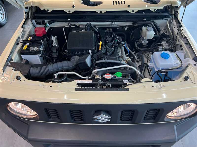 SUZUKI JIMMY II 1.5 VVT 102 PRIVILEGE