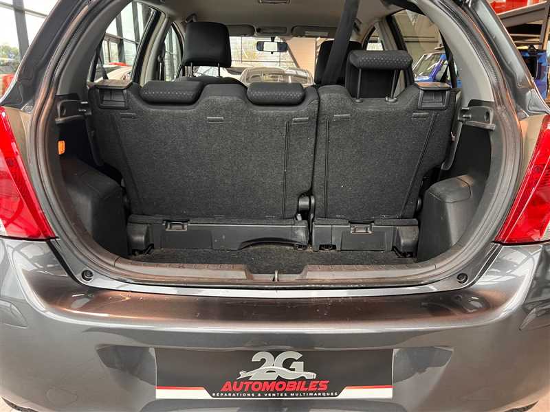 TOYOTA YARIS II VVTI 101